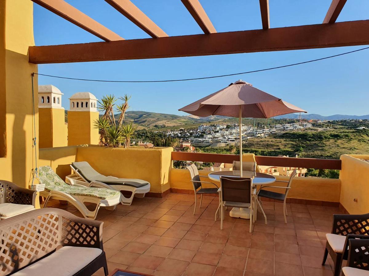 Seaview A Spectacular 3 Bed 3 Bathroom Penthouse Manilva